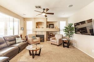 Spacious 5 BR Furnished 30 day rental! Great Pool! - 10