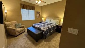 Spacious 5 BR Furnished 30 day rental! Great Pool! - 5