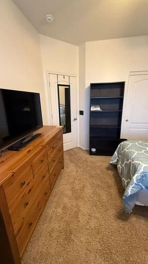 Spacious 5 BR Furnished 30 day rental! Great Pool! - 39
