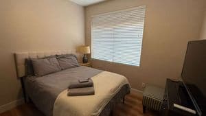 Spacious 5 BR Furnished 30 day rental! Great Pool! - 49
